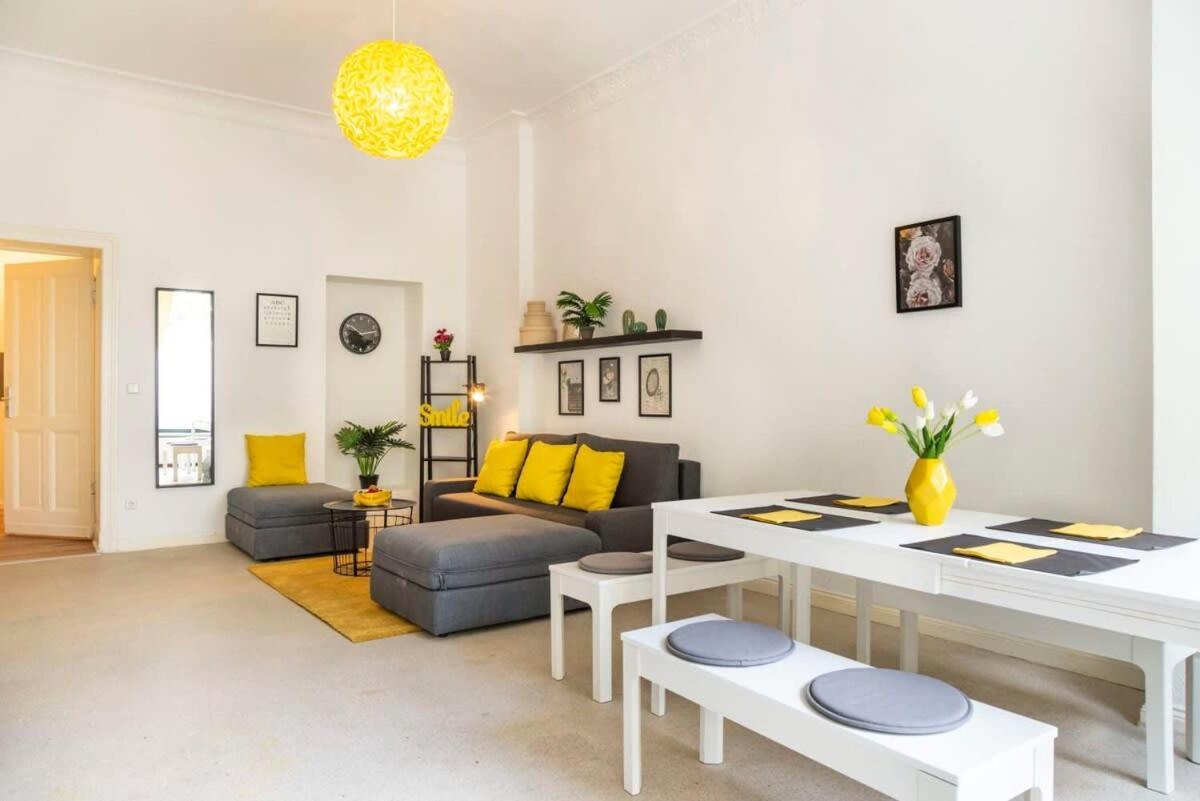 Modern 2 Bedroom Apartment In Berlin Schoeneberg Exteriér fotografie